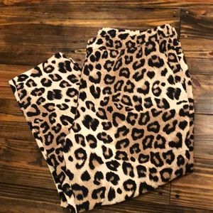NWT Banana pull on crop pants with pockets